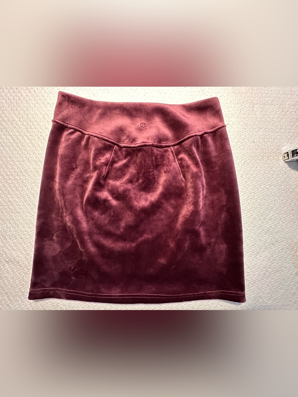 Lululemon Burgundy Velour Skirt – Size S